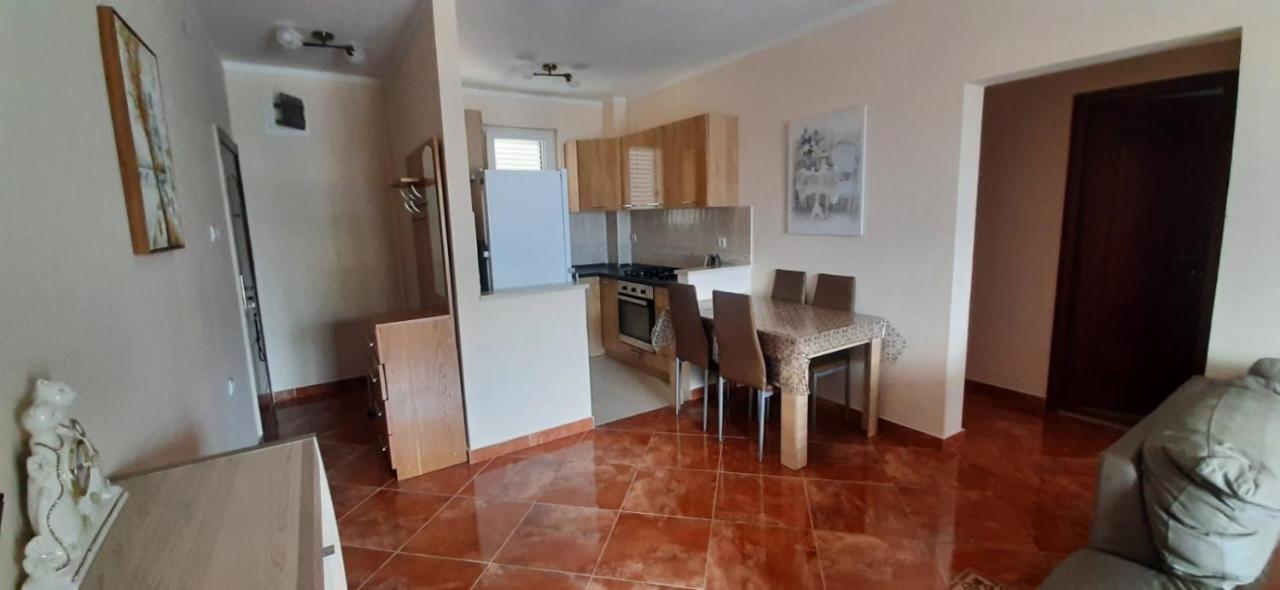 Apartmants Alexander Daire Kotor Dış mekan fotoğraf